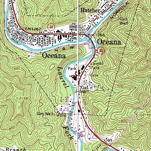 Topographic Map of Oceana High School (historical), WV