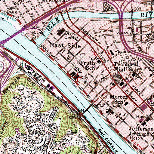 Topographic Map of Charleston City Hall, WV