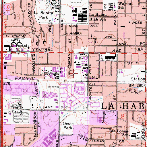 Topographic Map of Corona Park, CA