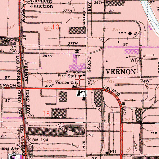 Topographic Map of Vernon City Hall, CA