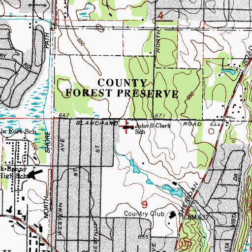 Topographic Map of John S Clark Elementary School, IL