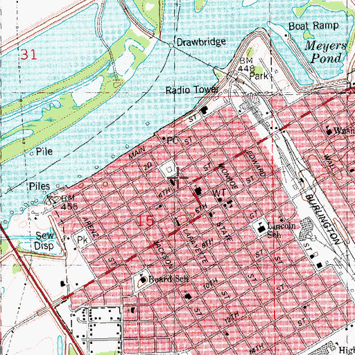 Topographic Map of Beardstown City Hall, IL