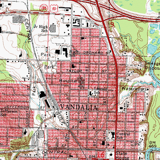 Topographic Map of Fayette County Hospital, IL