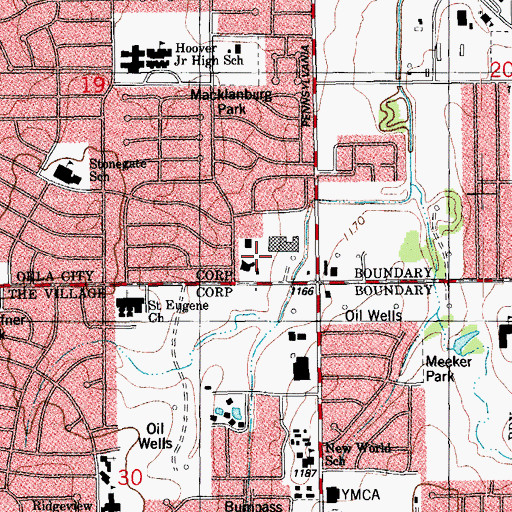 Topographic Map of Penn-Hefner Plaza, OK