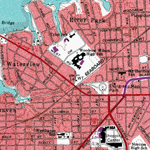 Topographic Map of Bon Secours Maryview Medical Center, VA