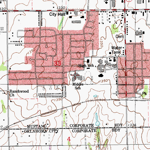 Topographic Map of Mustang Horizon Intermediate School, OK
