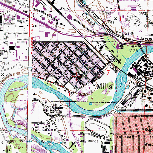 Topographic Map of Mills Elementary School, WY