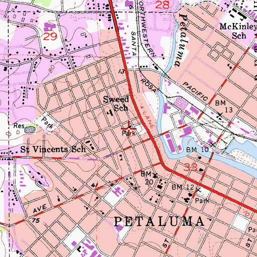 Topographic Map of Hill Plaza Park, CA