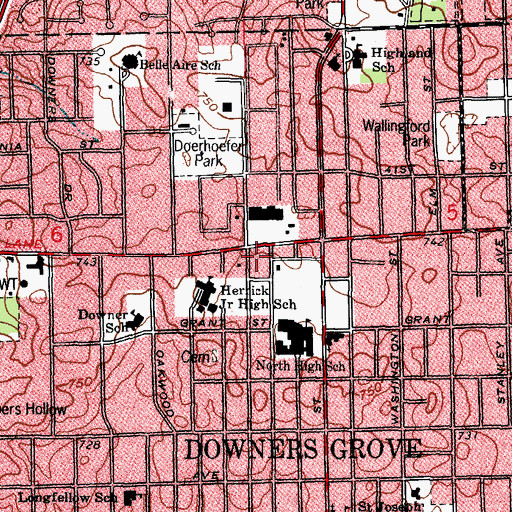 Topographic Map of Downers Grove Township Office, IL