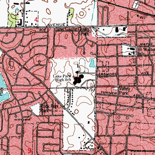 Topographic Map of Lake Park High School - West Campus, IL