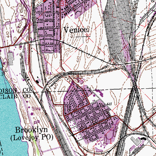 Topographic Map of Lincoln High School, IL