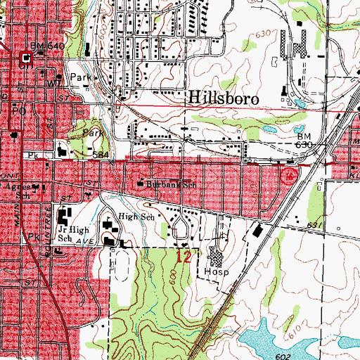 Topographic Map of Hillsboro Heights, IL