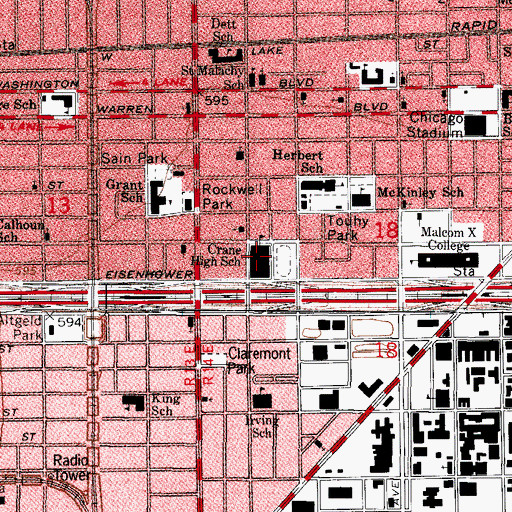 Topographic Map of Crane Technical Preparatory Common High School, IL