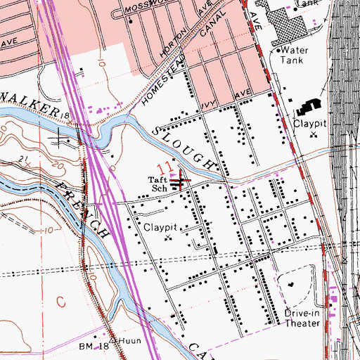 Topographic Map of Taft Park, CA