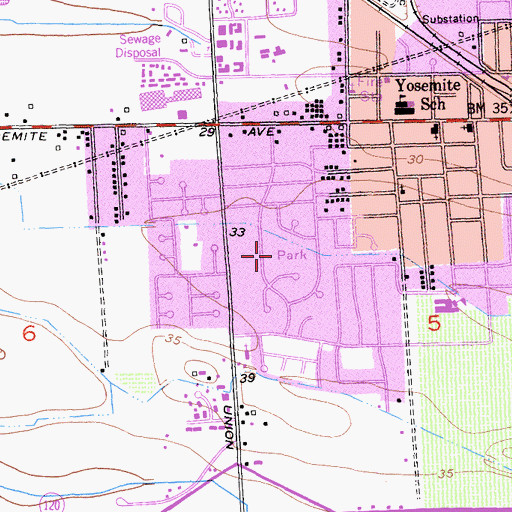 Topographic Map of Yosemite Village Park, CA