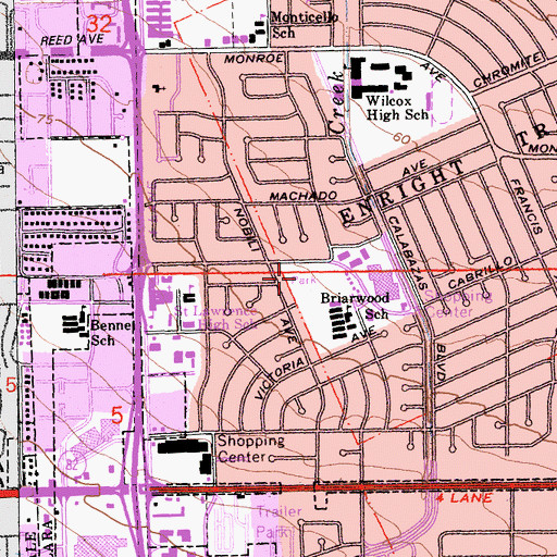 Topographic Map of Machado Park, CA