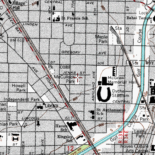 Topographic Map of Catherine Waugh McCulloch Park, IL