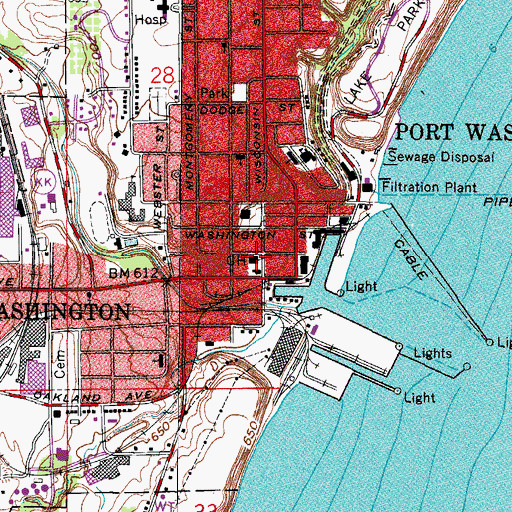 Topographic Map of Ozaukee County Courthouse, WI