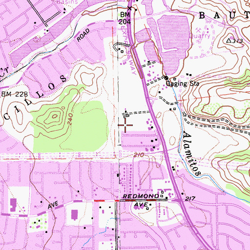 Topographic Map of Golden Oaks Park, CA