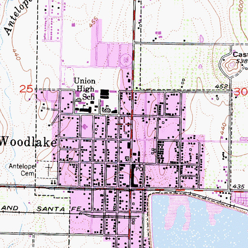 Topographic Map of Woodlake City-County Building, CA
