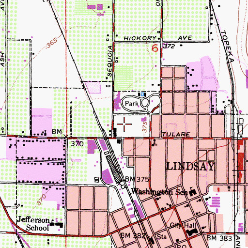 Topographic Map of Lindsay Golf Course, CA