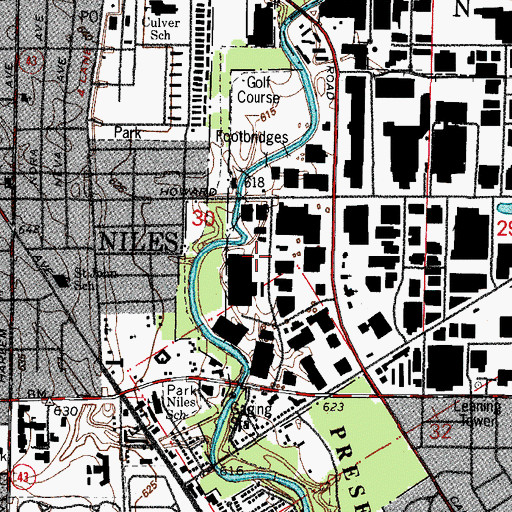 Topographic Map of Tam O'Shanter Country Club (historical), IL