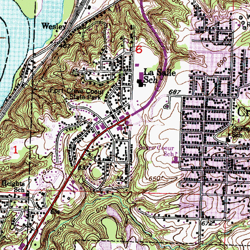 Topographic Map of Creve Coeur Church of the Nazarene, IL