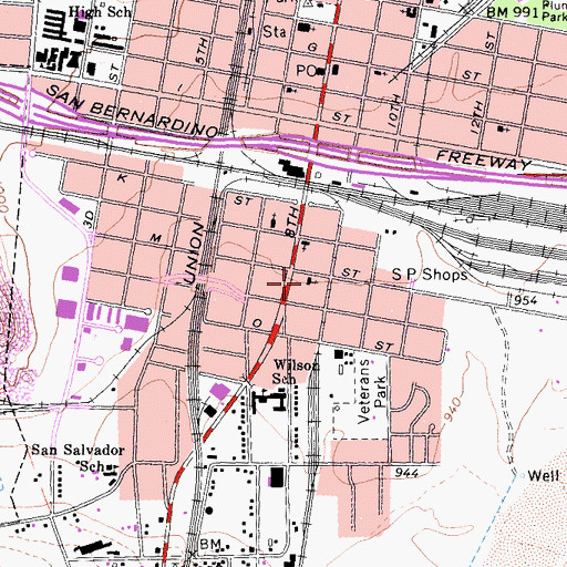 Topographic Map of Praise Temple Christian Fellowship Church, CA