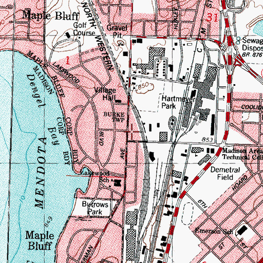 Topographic Map of Lakewood Plaza Shopping Center, WI