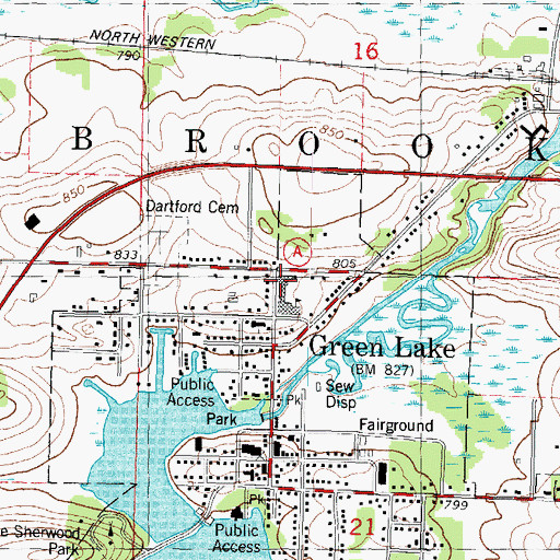 Topographic Map of Green Lake Elementary School, WI