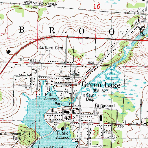 Topographic Map of Green Lake High School, WI
