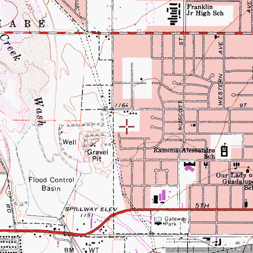Topographic Map of Maple Street Park, CA