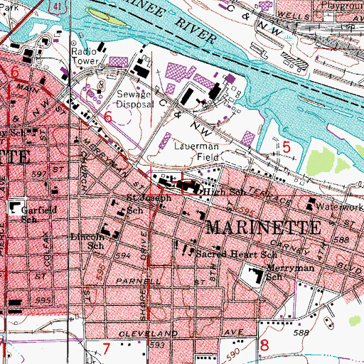Topographic Map of Marinette Middle School, WI