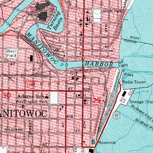 Topographic Map of Manitowoc City Hall, WI