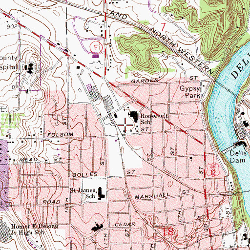 Topographic Map of Roosevelt Playground, WI
