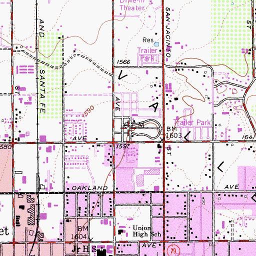 Topographic Map of San Jacinto Valley Cemetery, CA