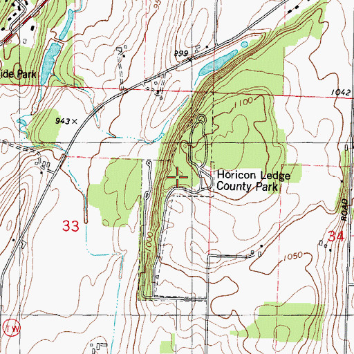 Topographic Map of Horicon Ledge County Park, WI