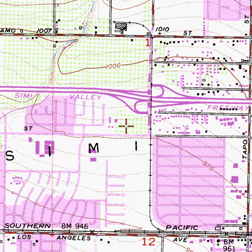 Topographic Map of Tapo Oaks Shopping Center, CA