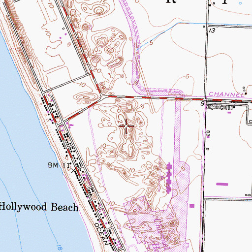 Topographic Map of Hollywood Beach Elementary School, CA