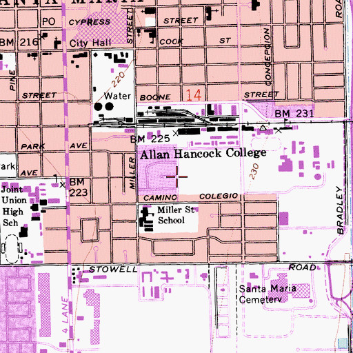 Topographic Map of Alice Threfts Park, CA