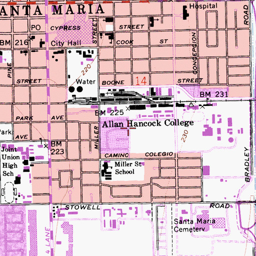 Topographic Map of Edwin Mussell Senior Center, CA
