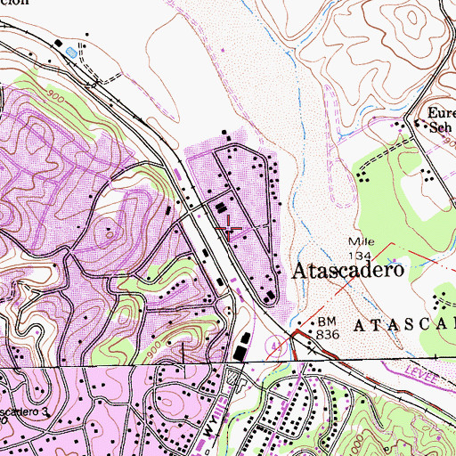 Topographic Map of New Covenant Church of God, CA