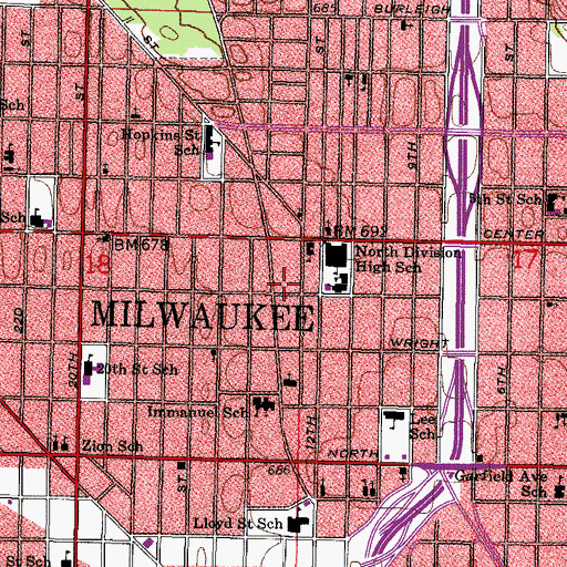 Topographic Map of Franklin Square Playground, WI