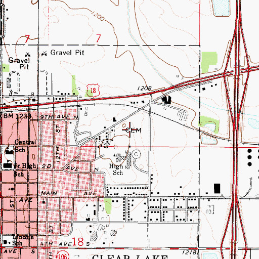 Topographic Map of Clear Lake Cemetery, IA