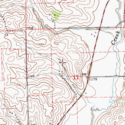 Topographic Map of Mills Family Cemetery, IA