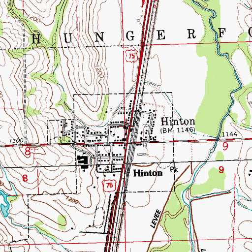 Topographic Map of Farmers Co-operative Elevator, IA