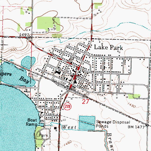 Topographic Map of Lake Park Post Office, IA