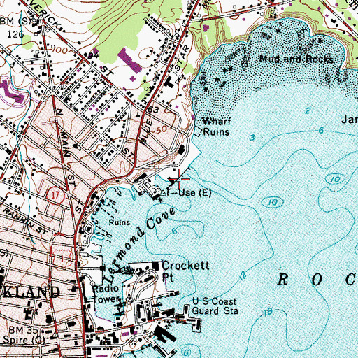 Topographic Map of Rockland Harbor Boatyard, ME