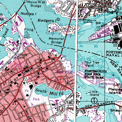 Topographic Map of Strawbery Bank Visitor Center, NH