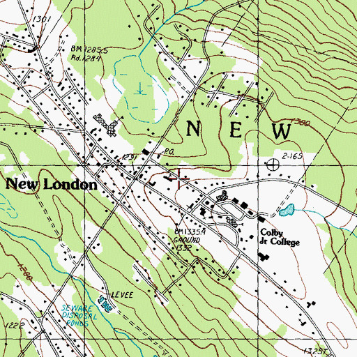 Topographic Map of Episcopal Church of Saint Andrews, NH